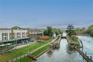 Warner Leisure Hotels - Runnymede on Thames